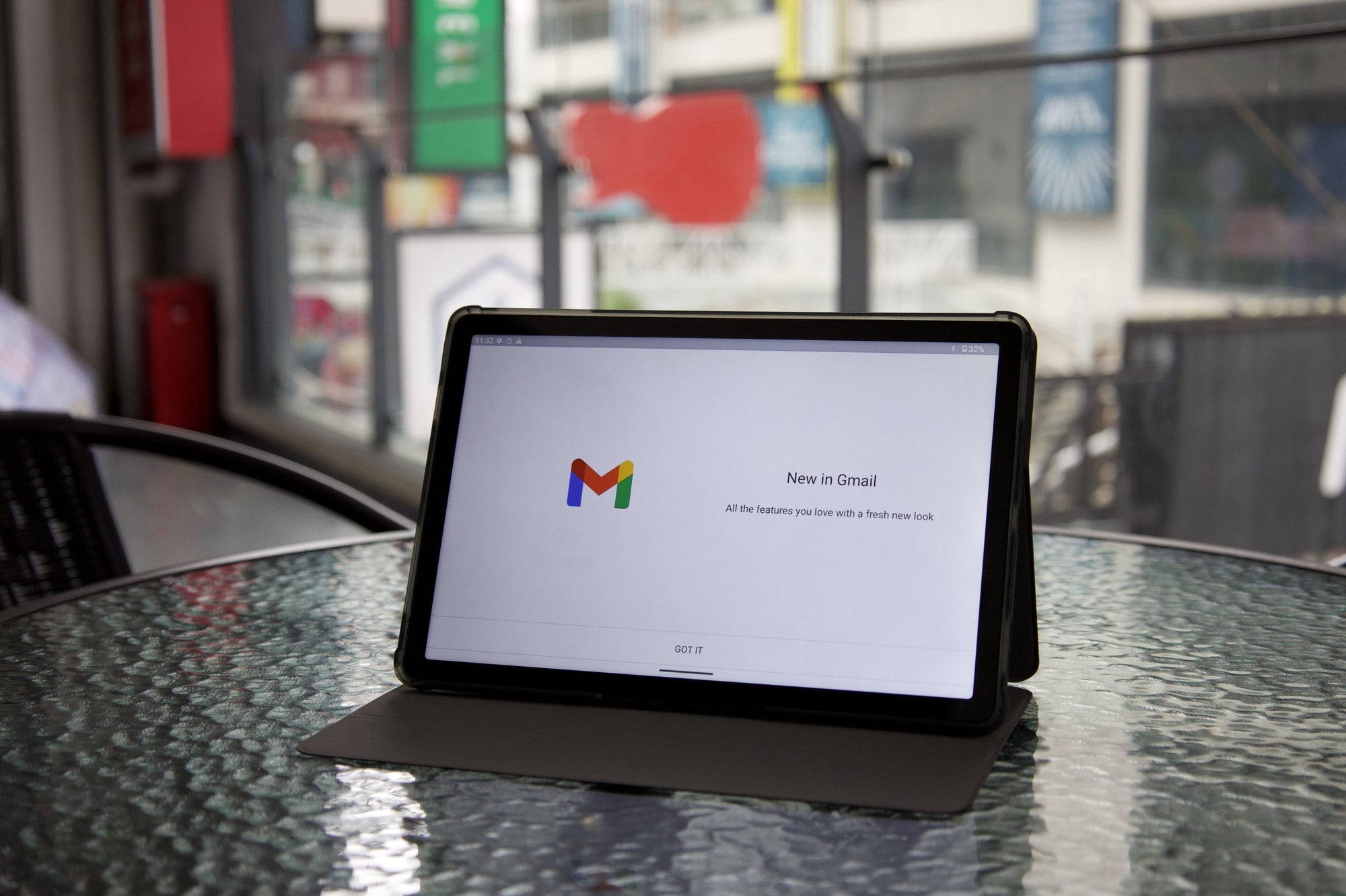 AGM PAD T1 - an ultra-thin affordable tablet with a big Widevine L1-certified display and stereo speakers